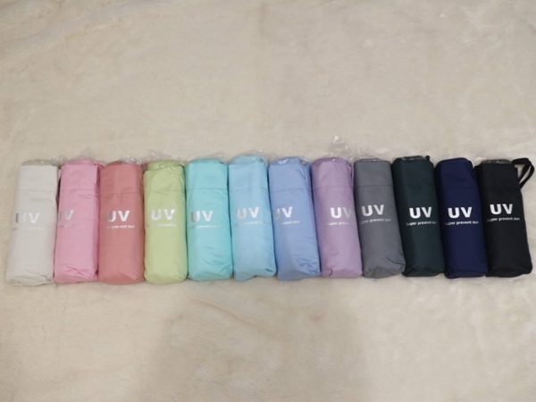 ร่มพับ 5 ตอน กัน UV โทนพาสเทลน่ารัก มีให้เลือกหลายสี สกรีนโลโก้ Premium Products