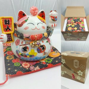 เซรามิคแมวกวักญี่ปุ่นพร้อมกล่อง