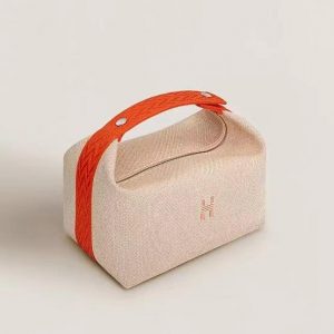 Handbag H Style กระเป๋าถือพร้อมปักโลโก้ Made to order